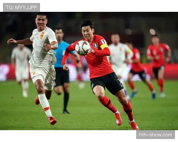 孙兴慜更衣室鼓舞士气,率队重振旗鼓迎战强敌 孙兴慜更衣室鼓舞士气,率队重振旗鼓迎战强敌