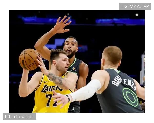 戈贝尔内线护筐有效封堵显著提升球队防守效率